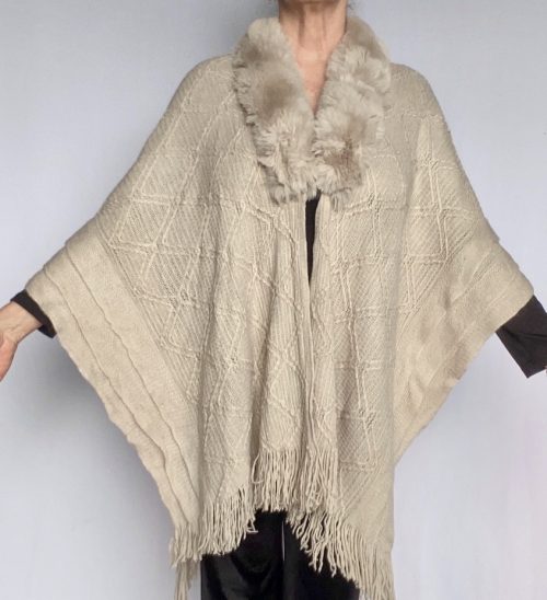 Ruana Cuello Piel Beige